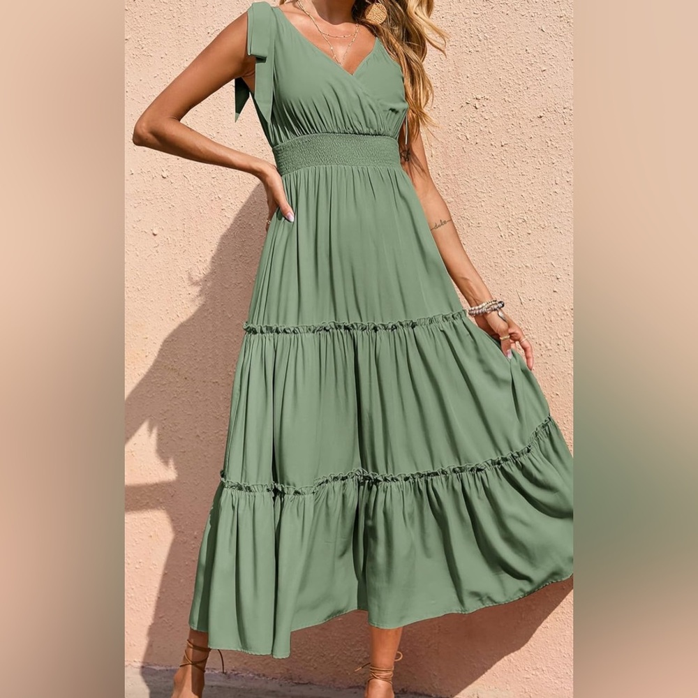 PRETTYGARDEN Ladies Size Medium Green Tie Strap Dress.